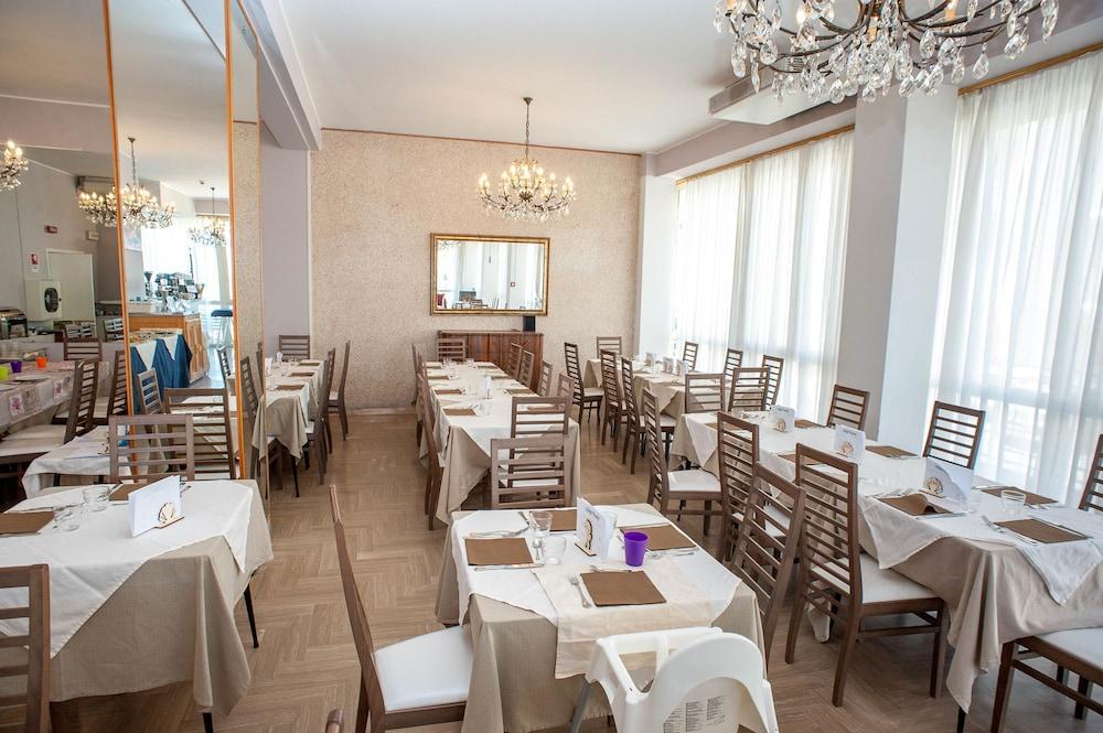 Hotel Los Angeles - Fronte Mare Riccione Eksteriør bilde