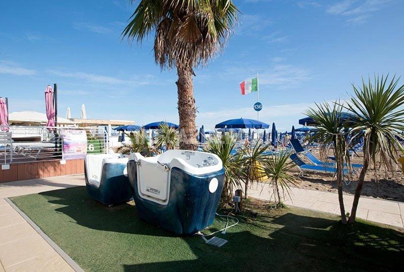 Hotel Los Angeles - Fronte Mare Riccione Eksteriør bilde